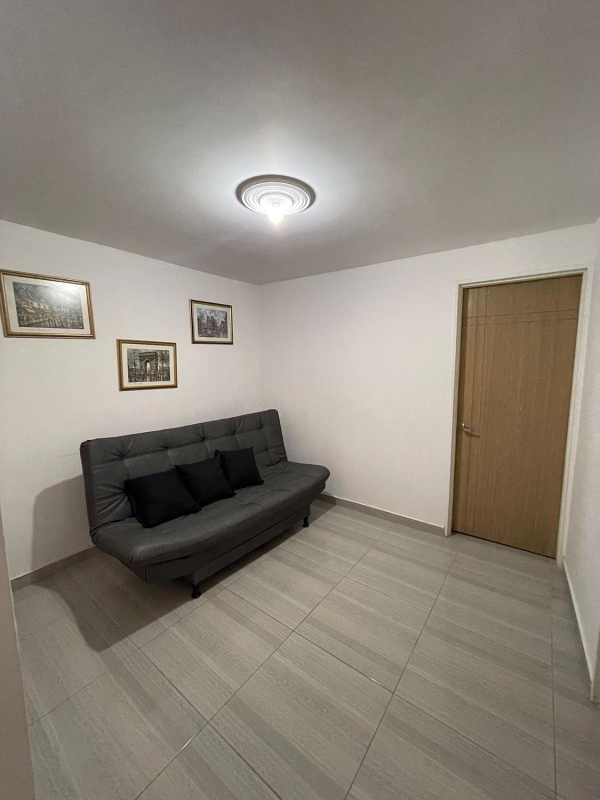 Apartamento Cozy In A Neighborhood *