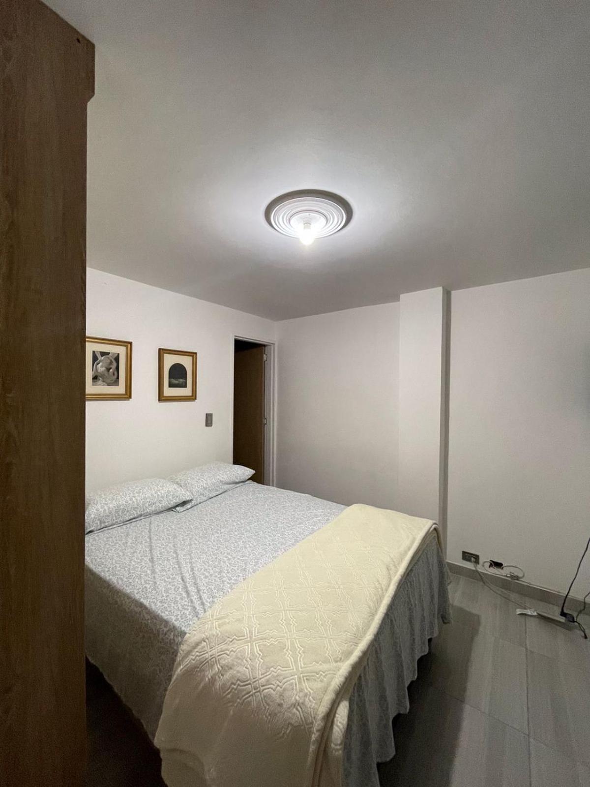 Apartamento Cozy In A Neighborhood Medellín
