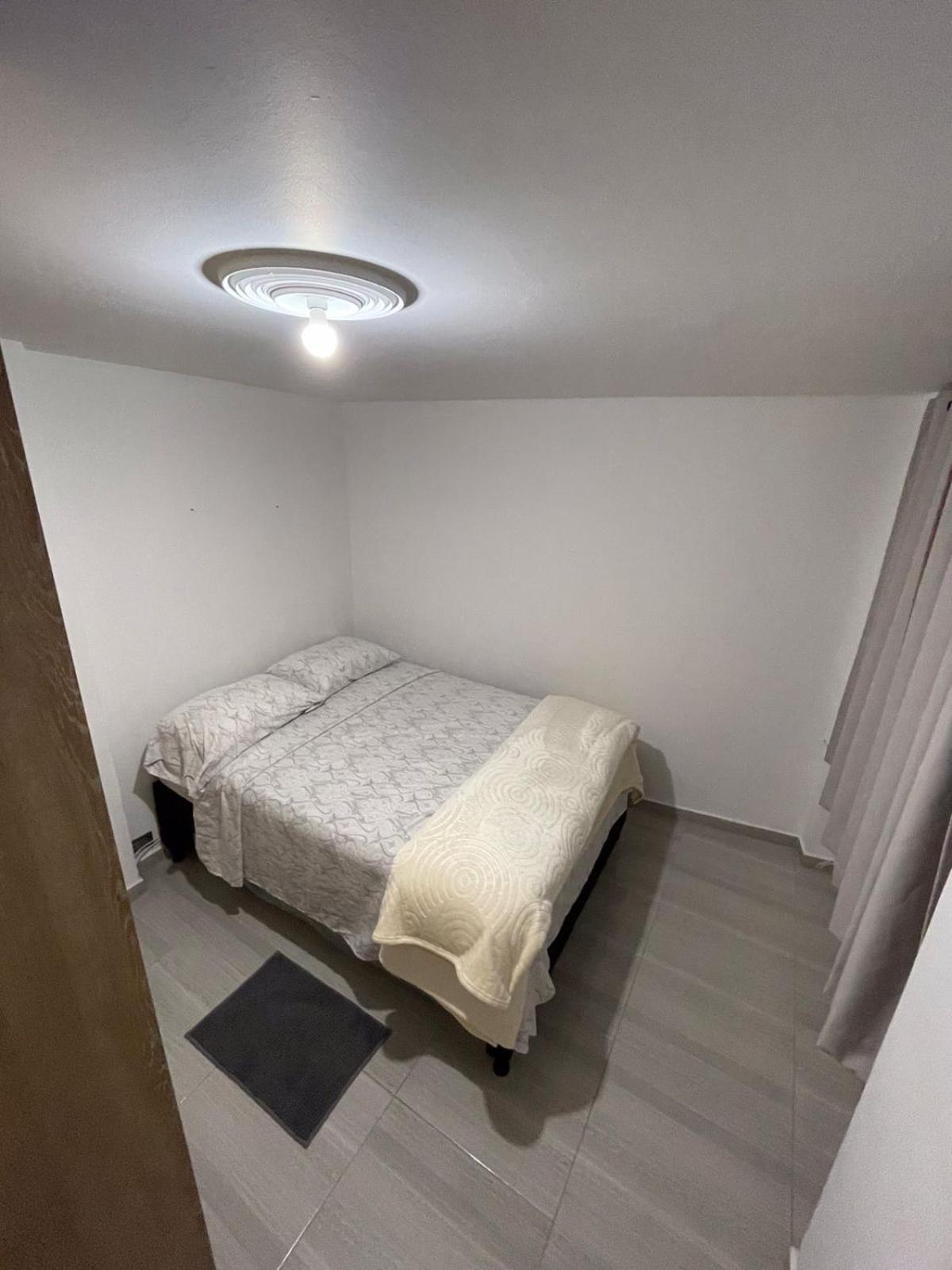 Cozy In A Neighborhood Apartamento