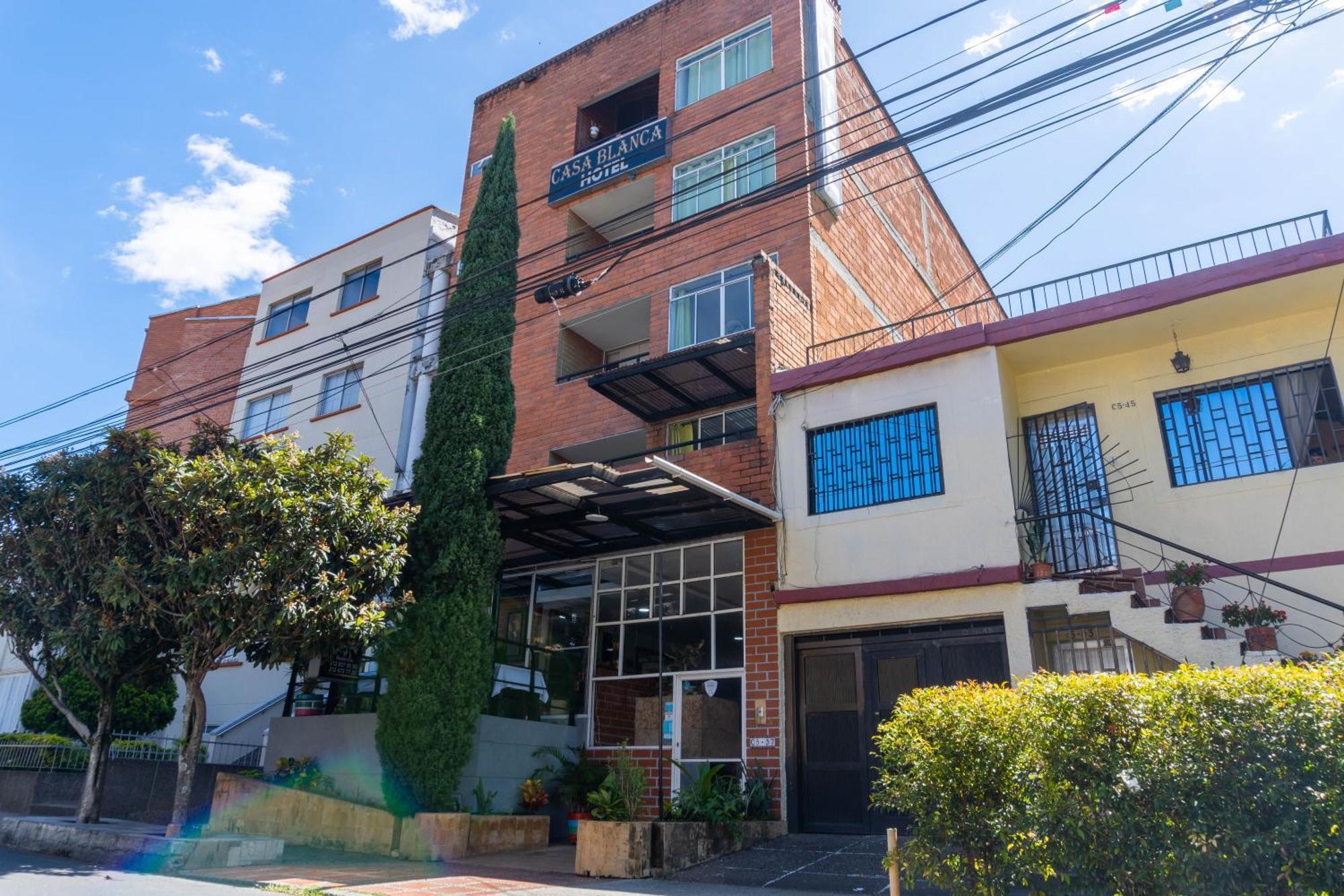 Hotel Casa White