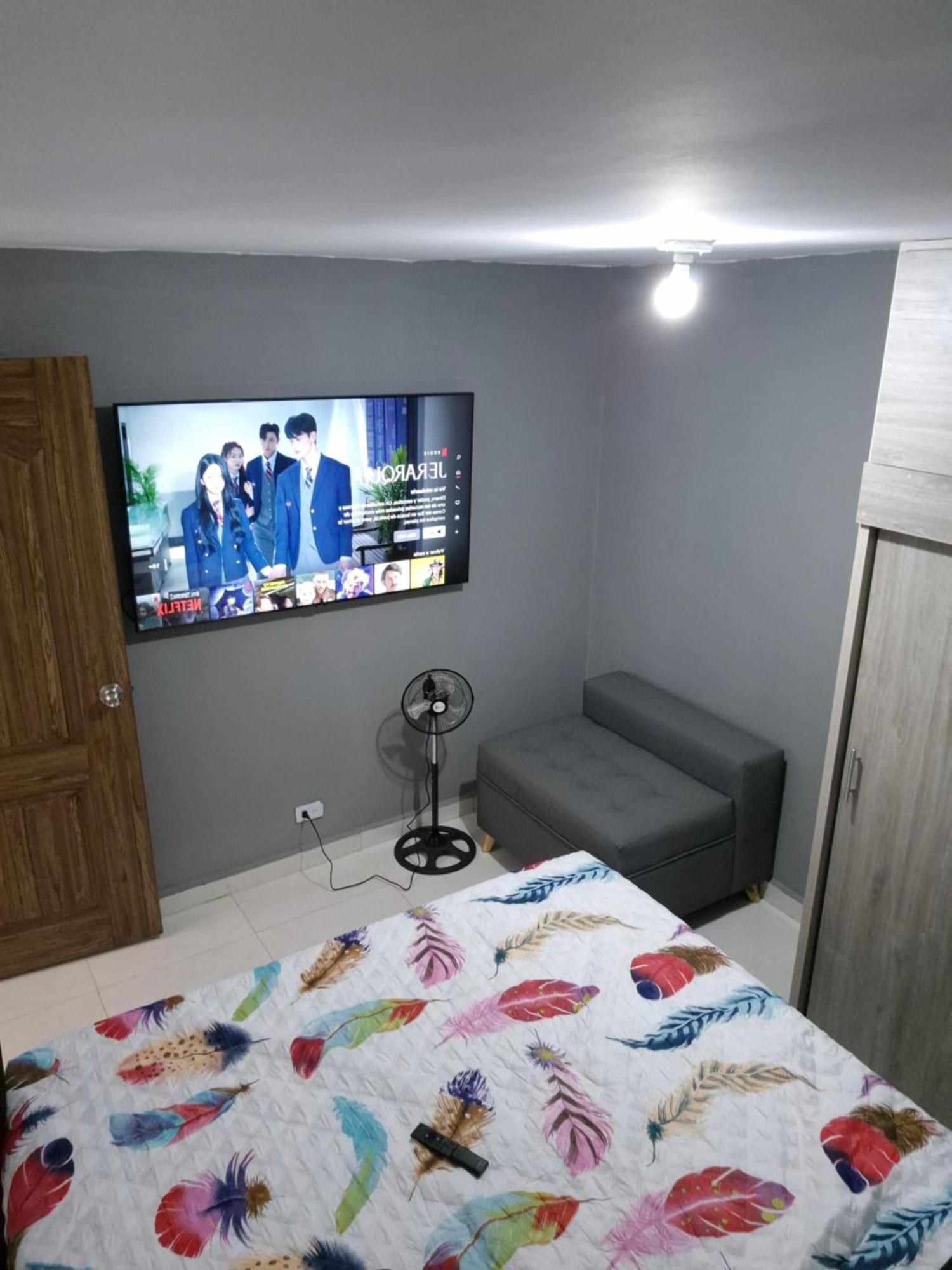 Ecxepcional Y Elegante Apartamento Medellín