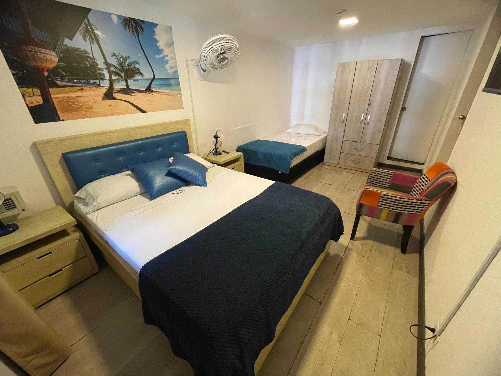 Air 3* Medellín