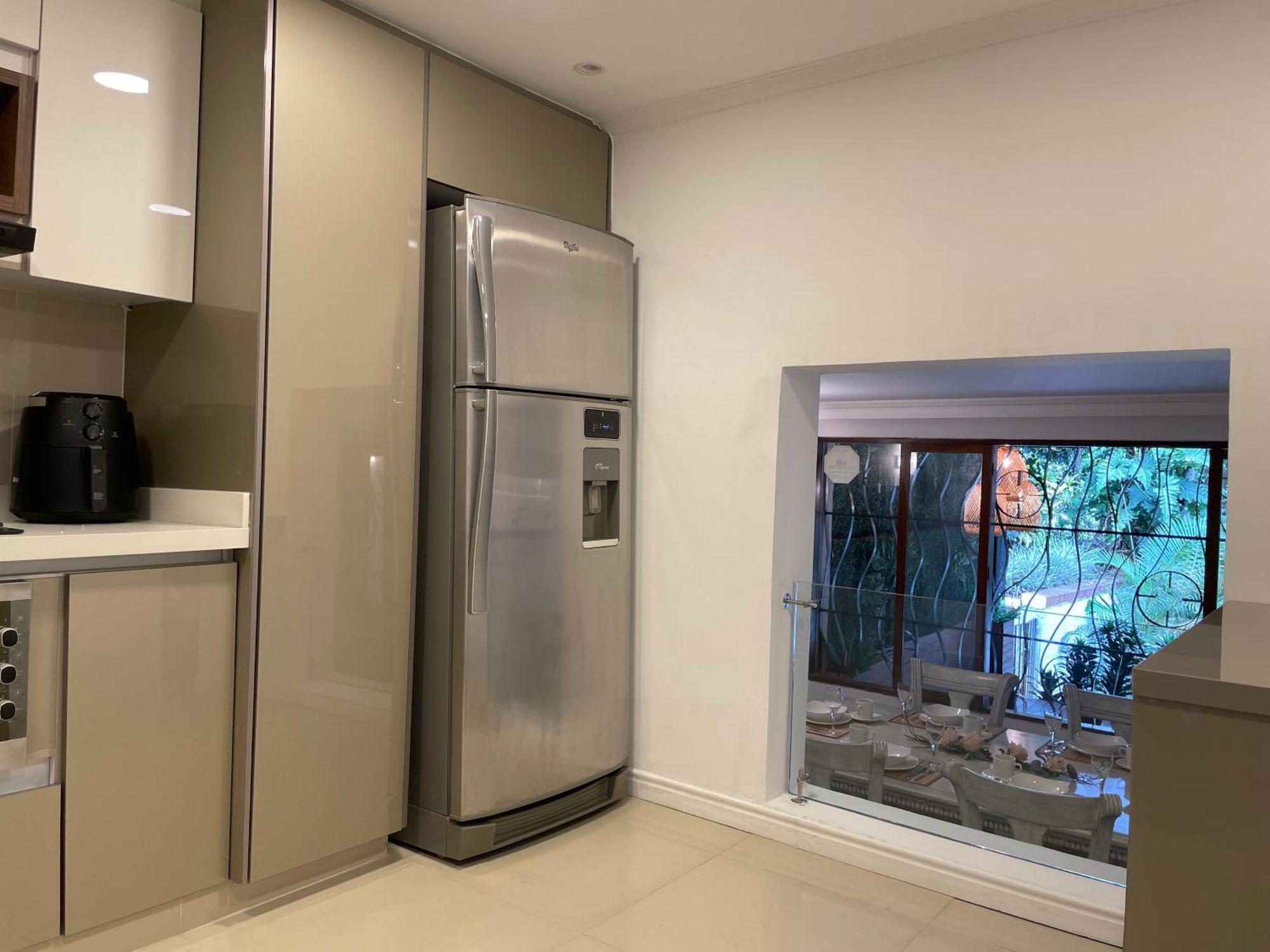 Casa Amsterdam Con Jacuzzi En Poblado *