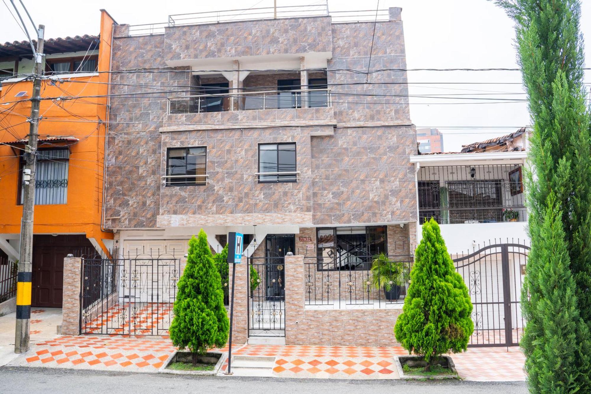 Hotel Colores Boutique 4*