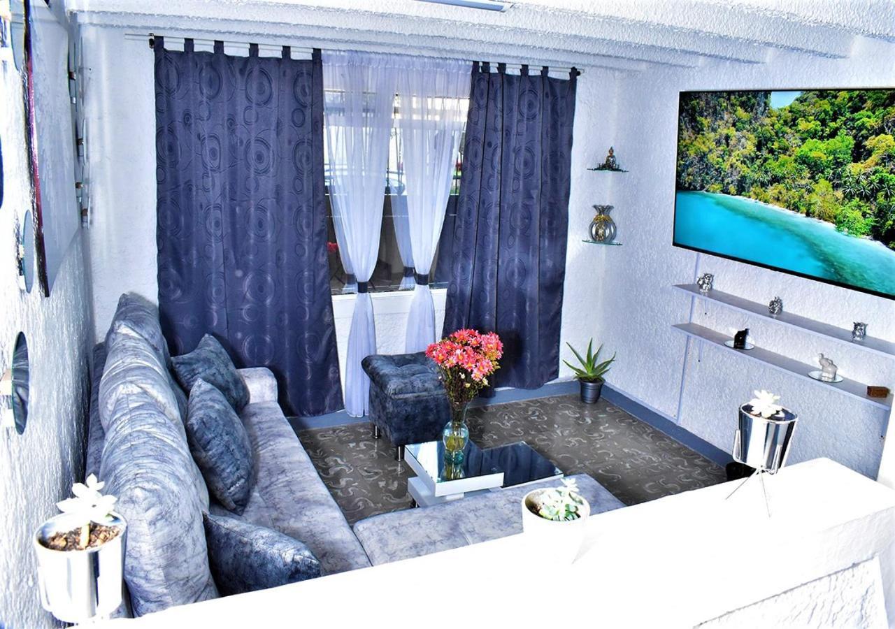 Сasa de vacaciones Casangel Hogar Familiar En Sector Exclusivo Cerca Al Aeropuerto Local Frente Al Poblado Medellín