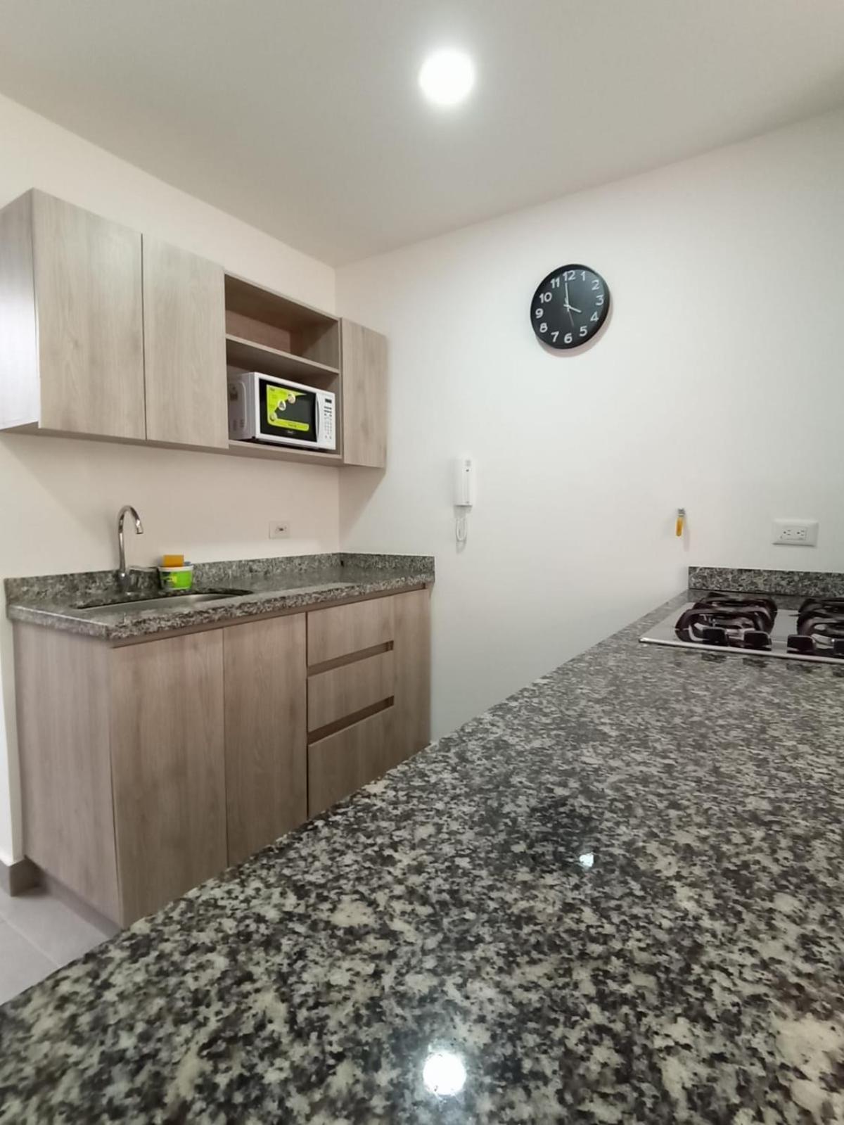 Laureles, Avenida 80 Medellin, Exclusivo *
