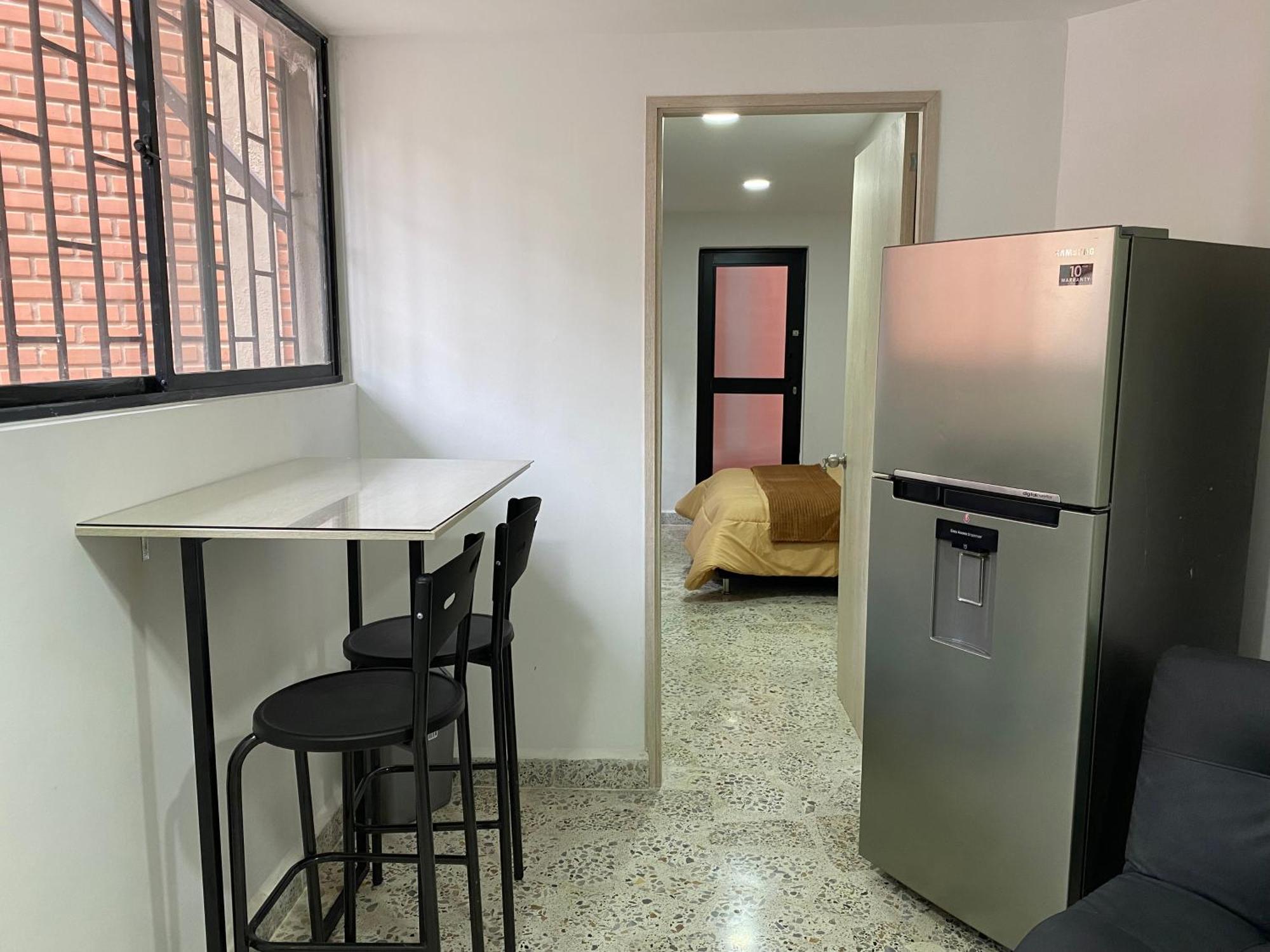 Loft & Parking El Poblado Closest To 102 Apartamento Medellín