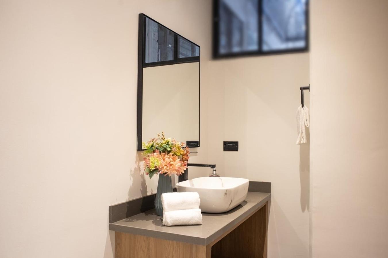 Apartment Jacuzzi Comfort Aparta-suite Stadio Rosa Negra *