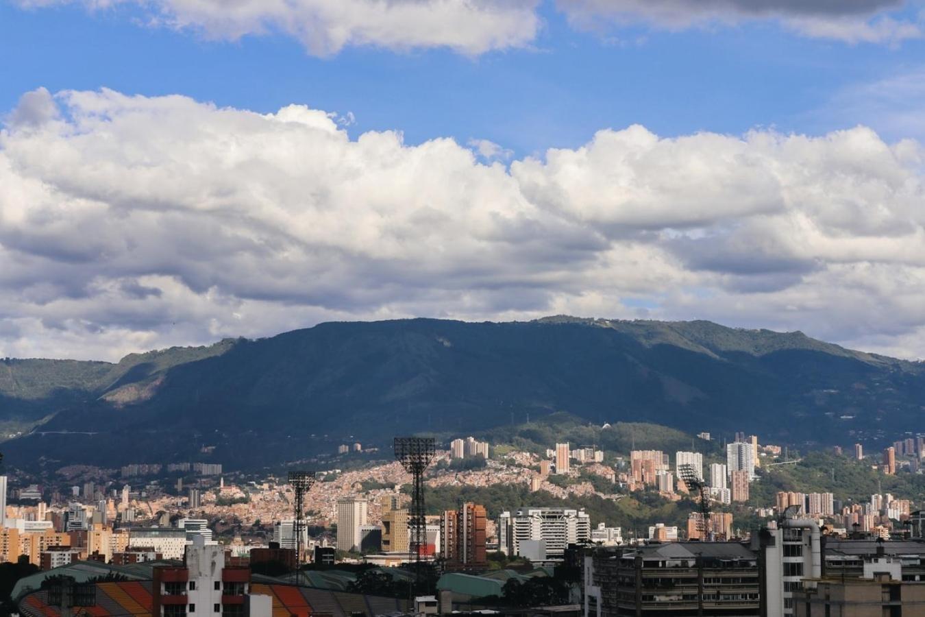 Cozy Comfort At Rosa Negra Stadio Apartment Medellin