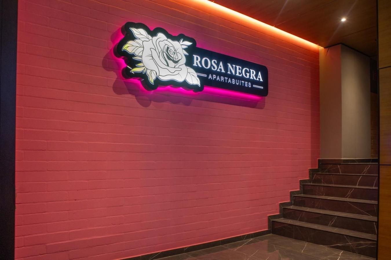 Apartamento Comfy Aparta-suite Stadio Rosa Negra *