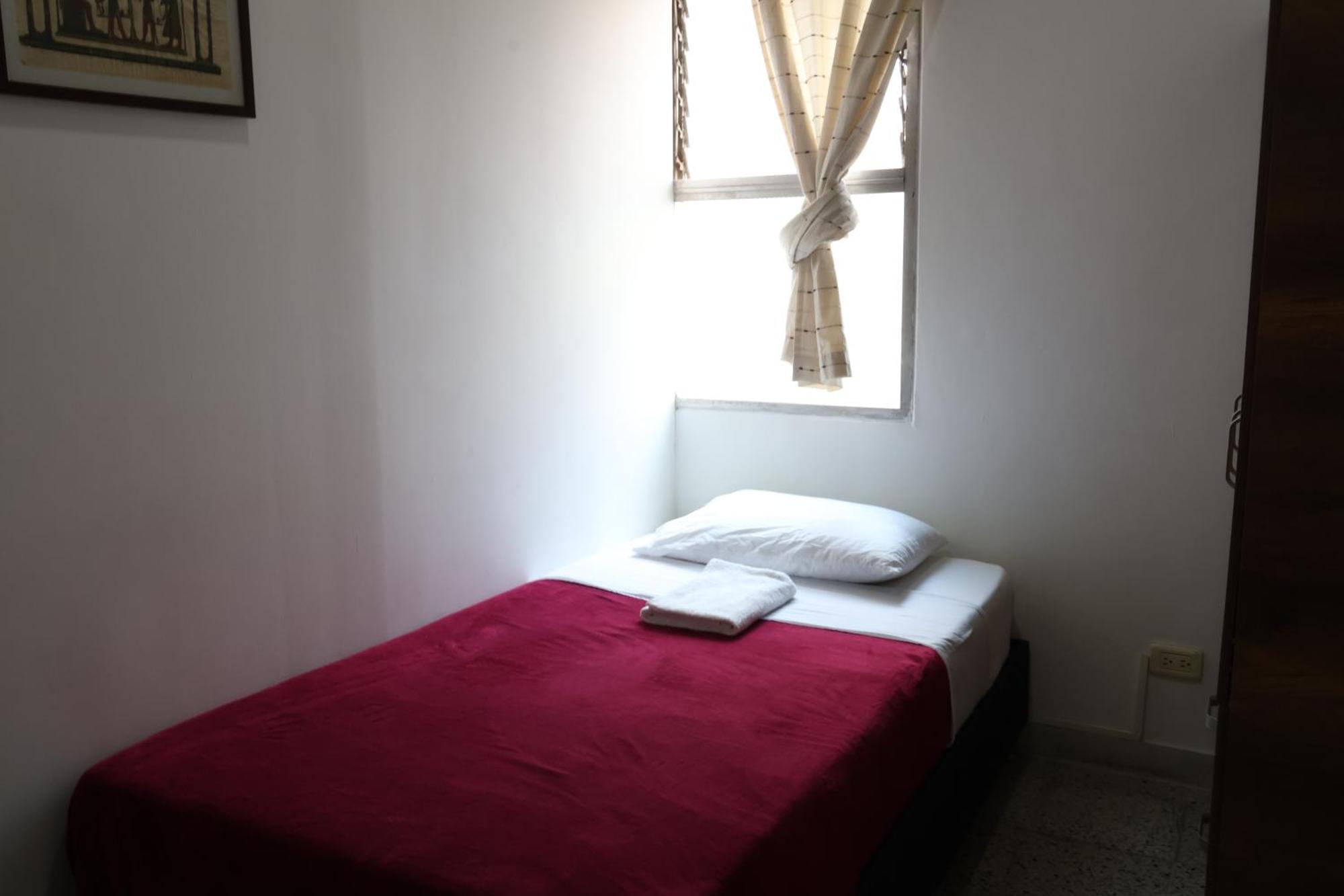 Living Poblado Manila 301 F Individual * Medellín