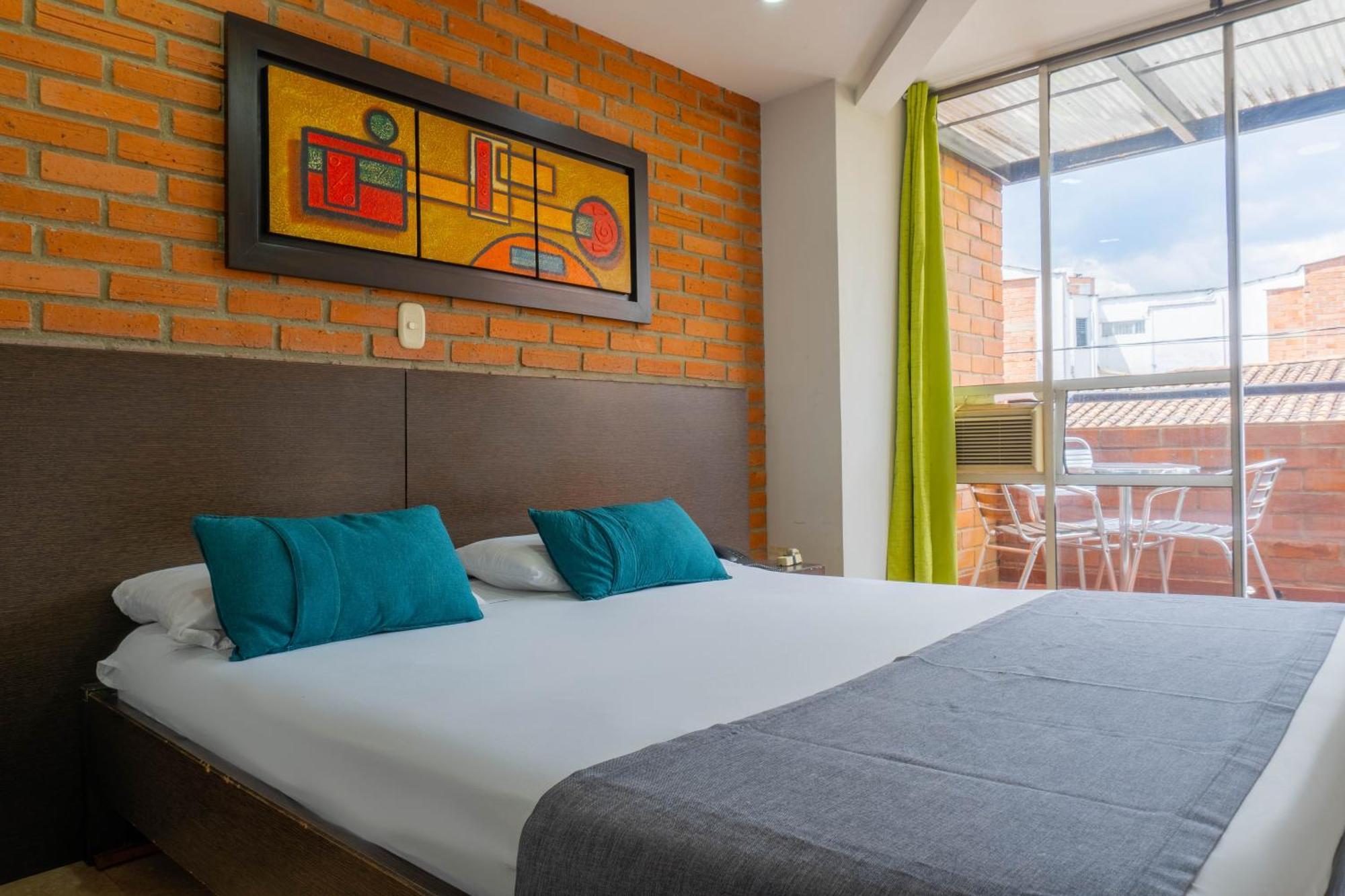 Hotel Ayenda Casa Blanca Laureles Medellín