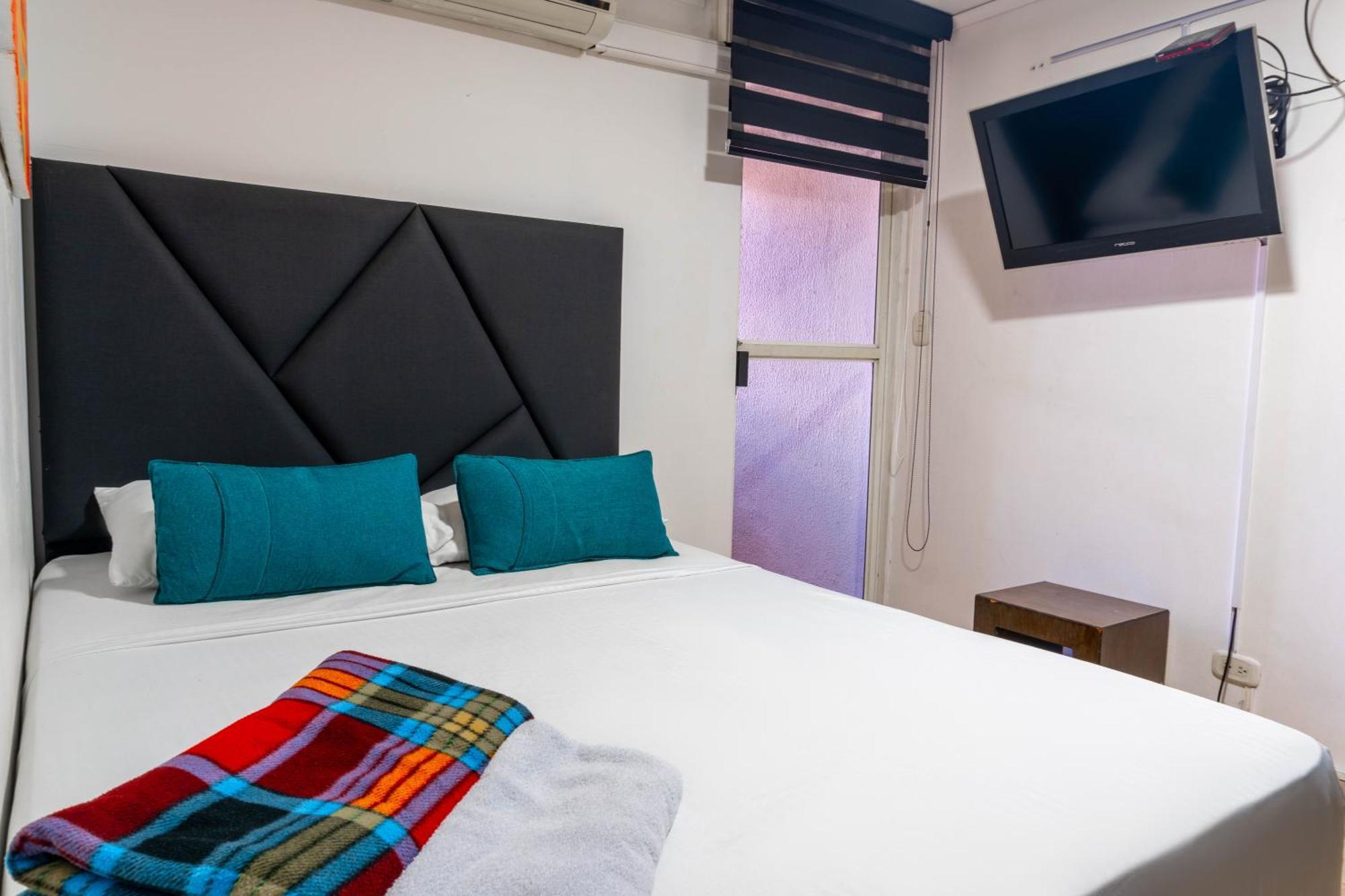 Ayenda Casa Blanca Laureles Hotel 3*