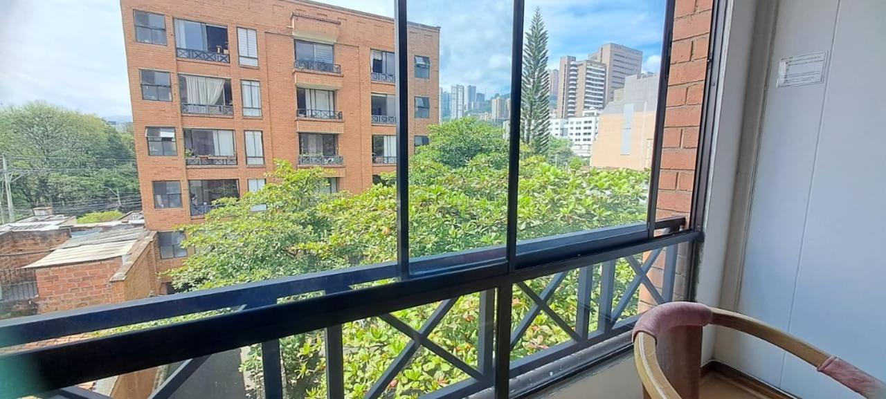 Apartamento Comodo En El Poblado *