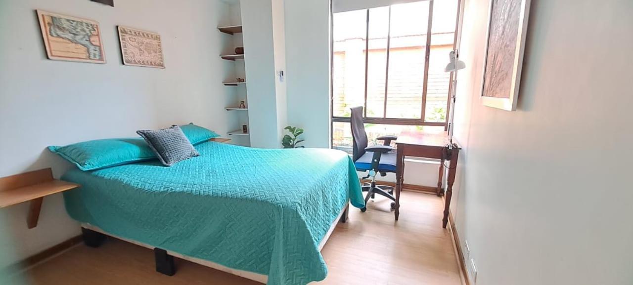 Apartamento Comodo En El Poblado Medellín