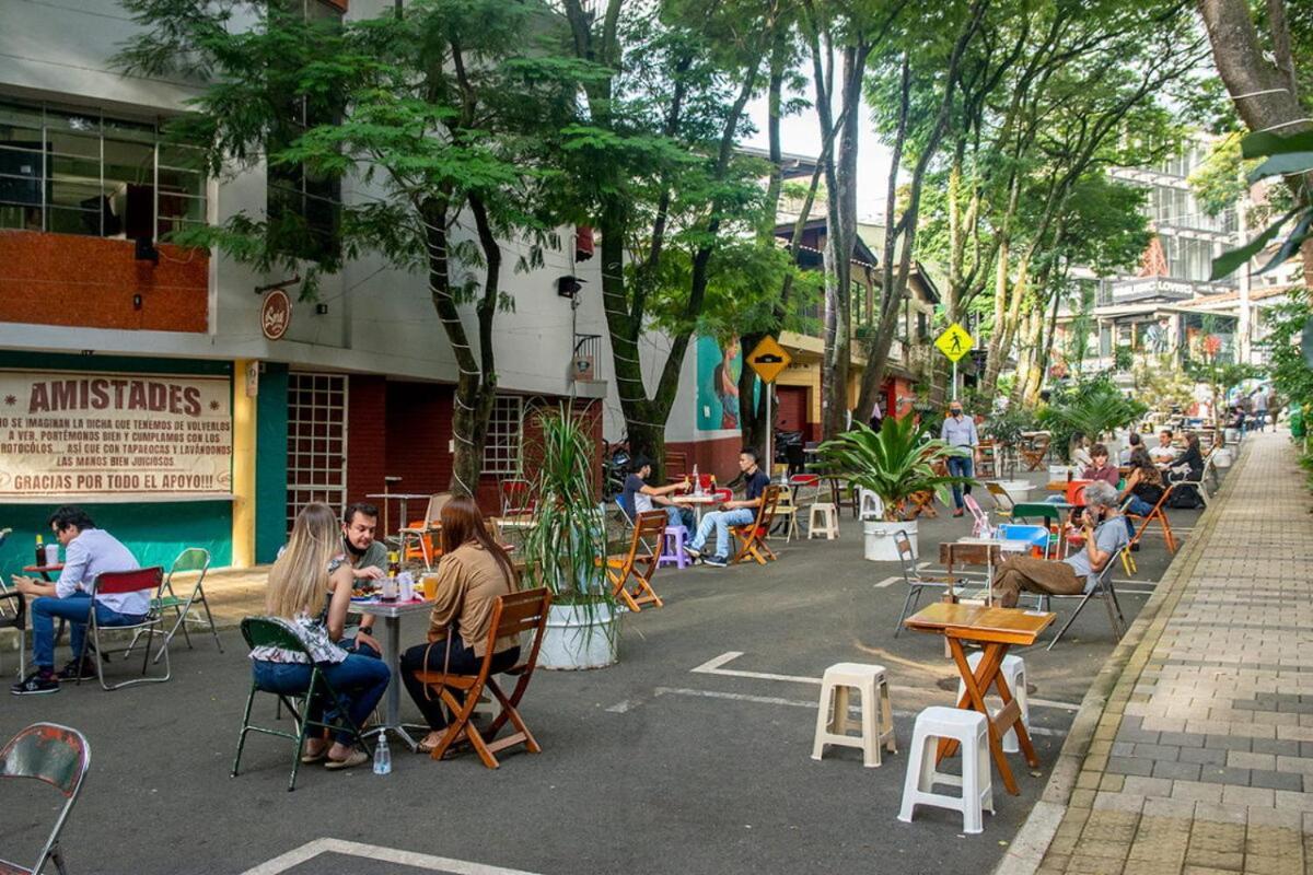 Bano Compartido En El Poblado-a5 Medellín