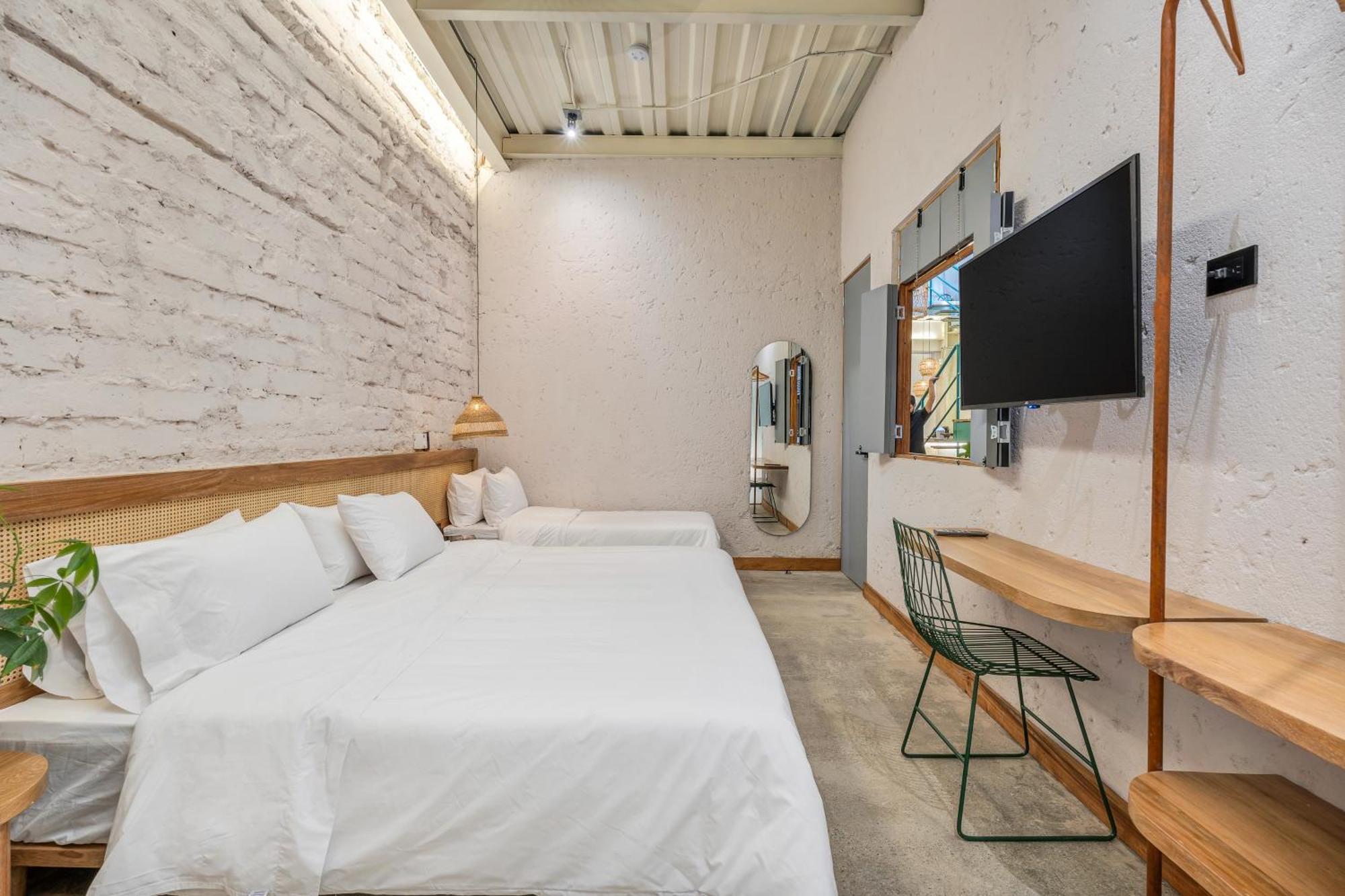 Botanica Casa Manila By Housy Host Medellín