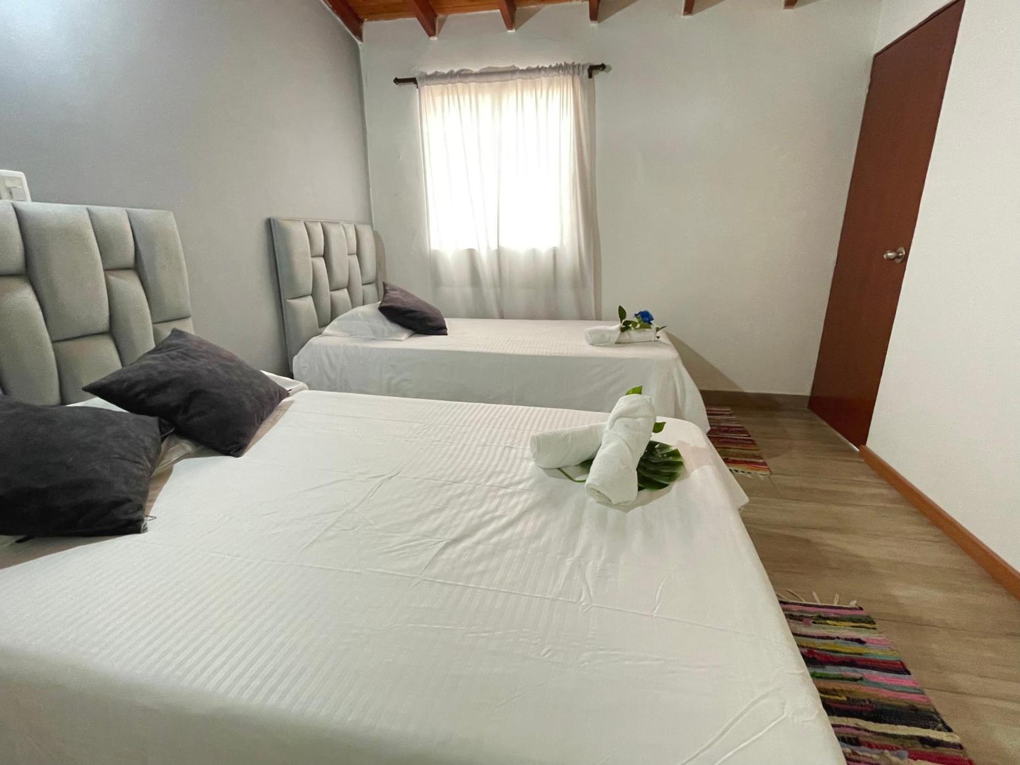 Homer Colors - Tu Hogar En 20 Personas * Medellín