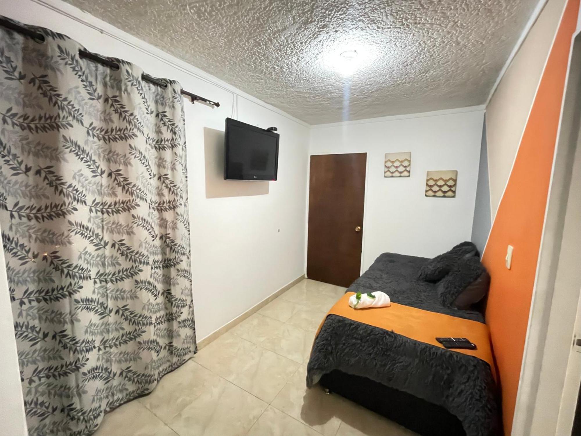 Homer Colors - Tu Hogar En 20 Personas