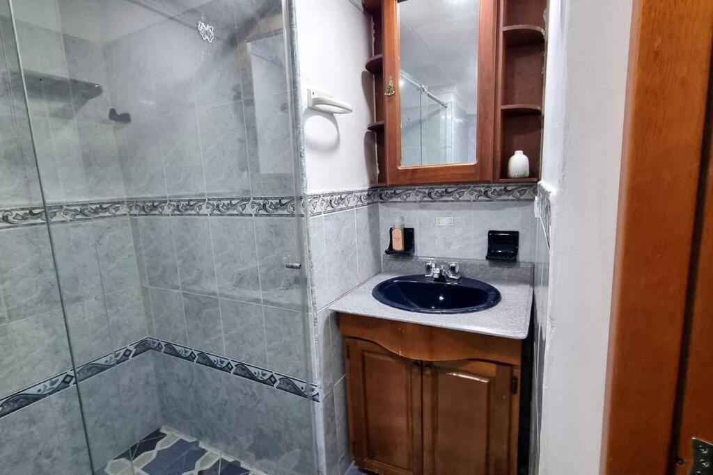 Сasa de vacaciones Amplia Y Comoda Casa En La 70 Medellín