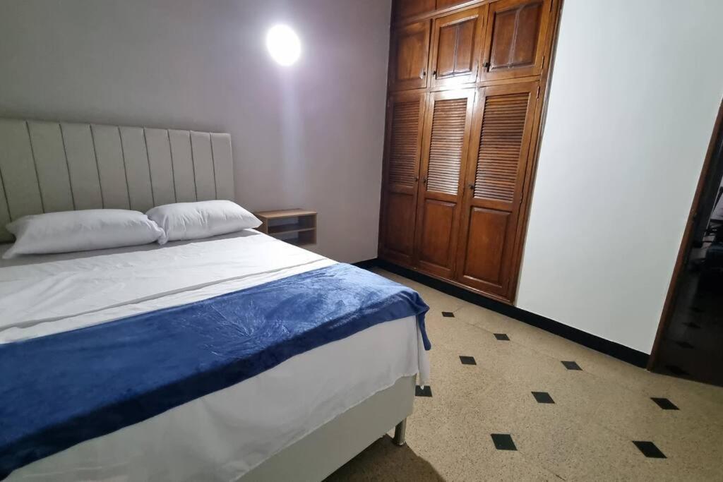 Amplia Y Comoda Casa En La 70 *