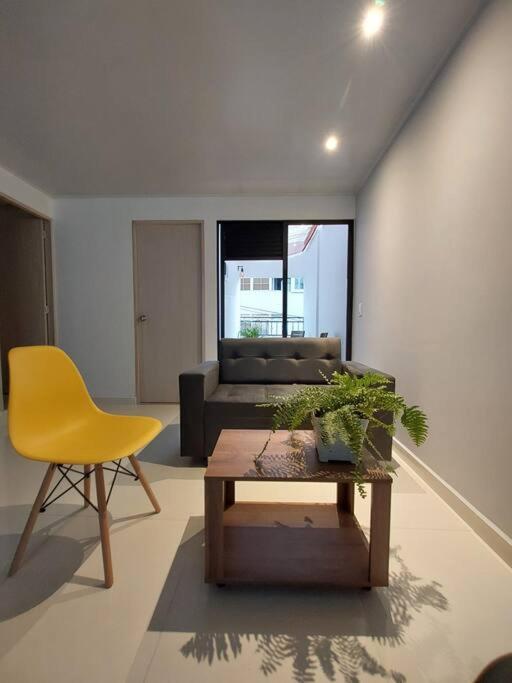 Apartamento Amplio Y Moderno