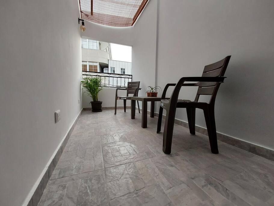 Amplio Y Moderno Apartamento