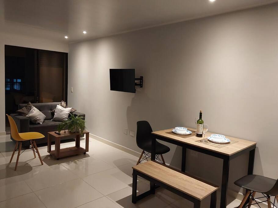 Apartamento Amplio Y Moderno
