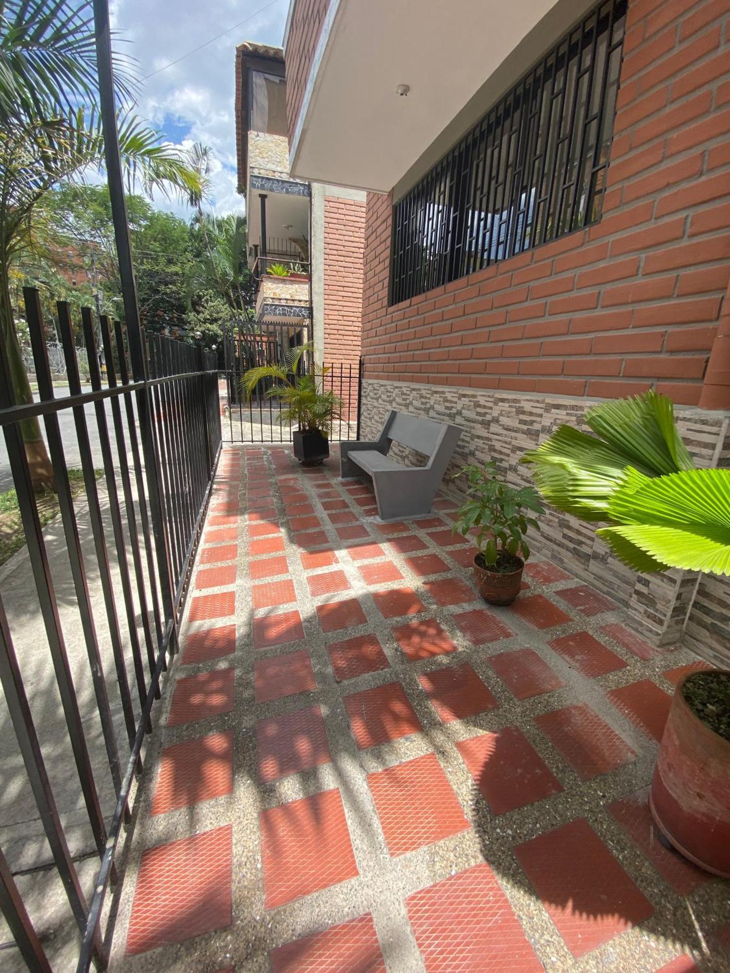 Apartamento Loft & Parking El Poblado Closest To 102 Medellín