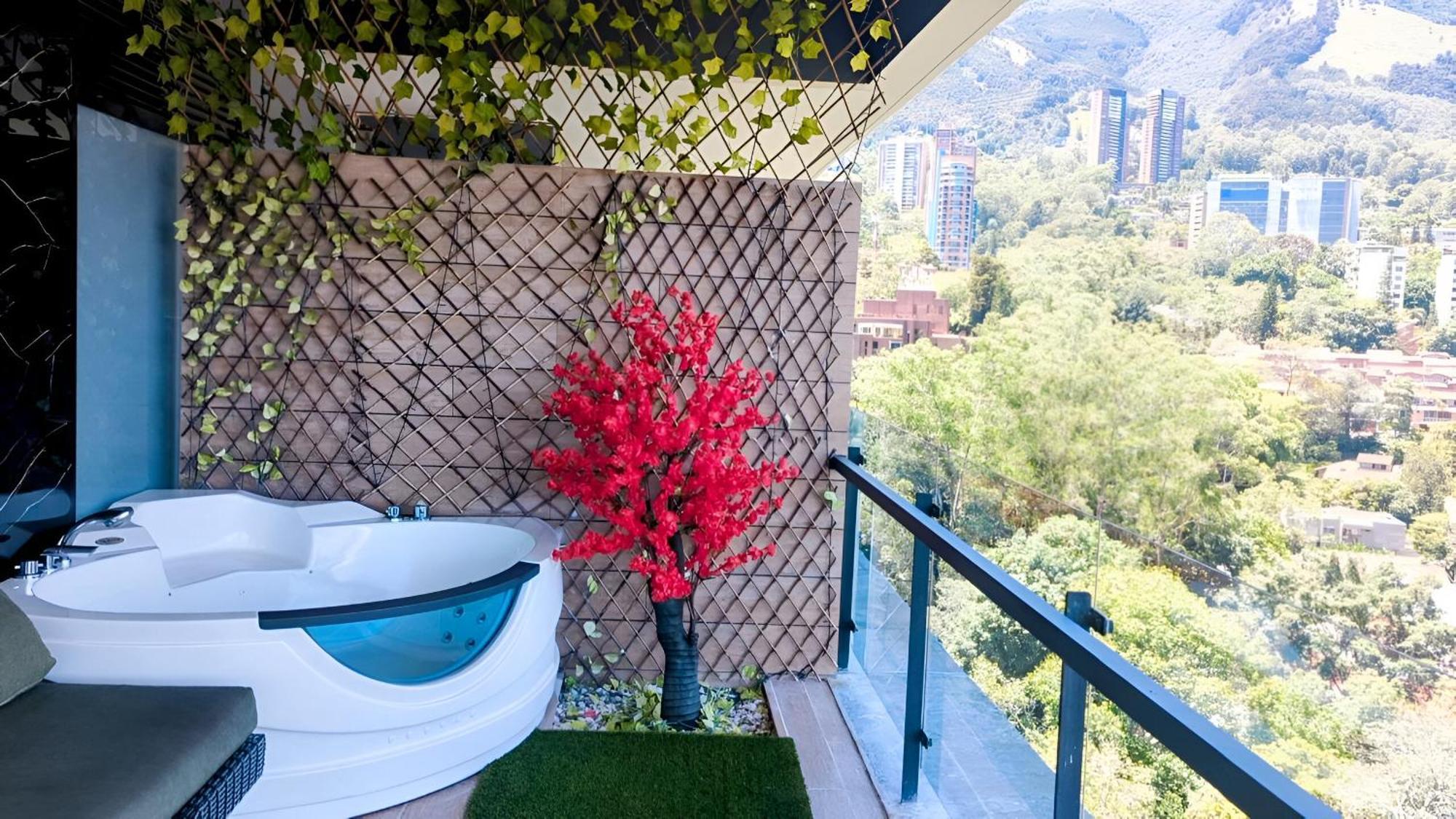 Apartamento De Lujo Con Vista Panoramica En Medellín