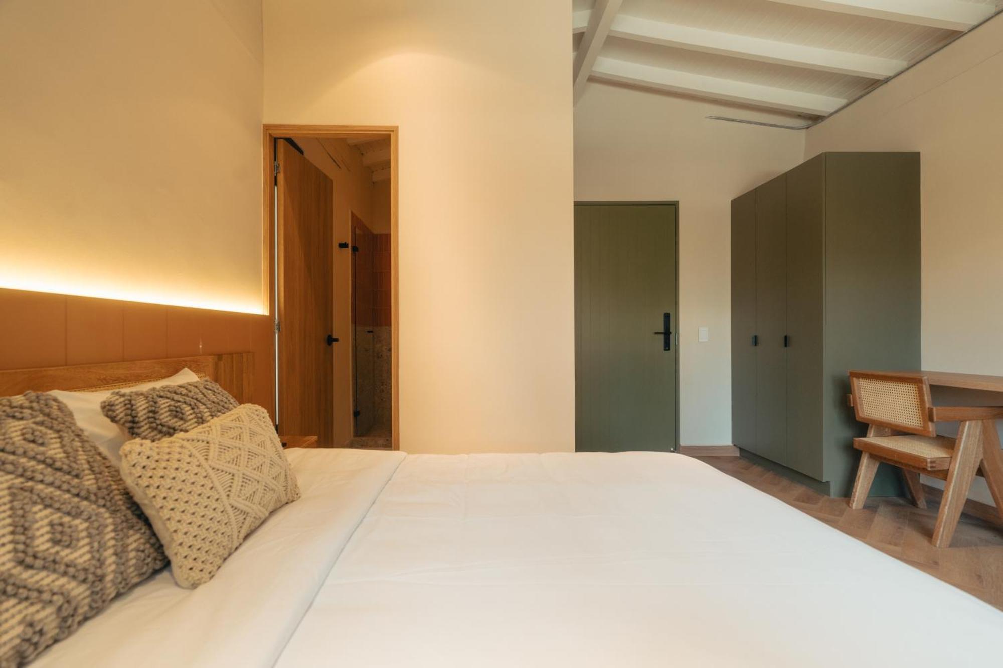 Boutique Roomzz Laureles Hotel *