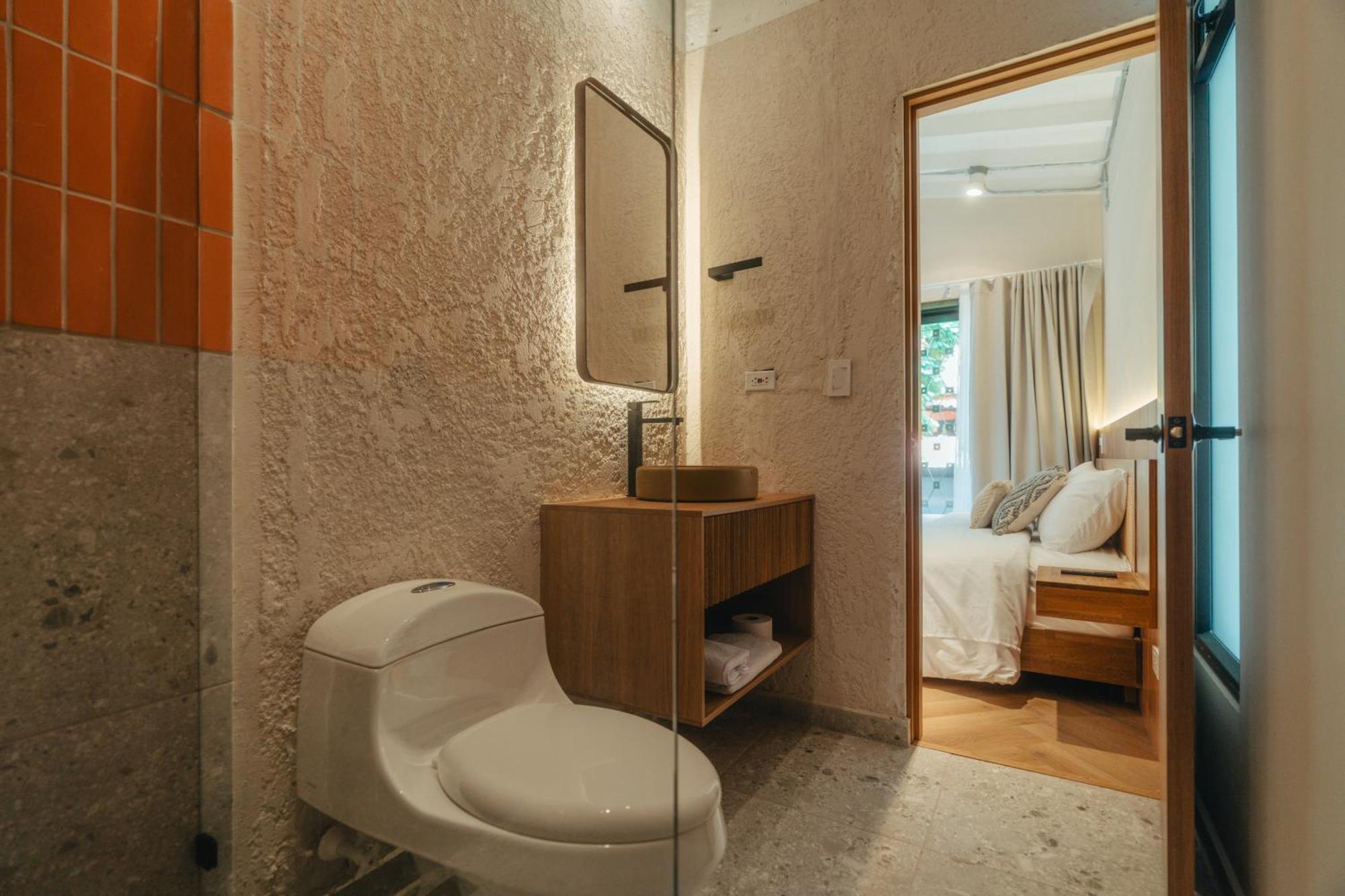 Hotel Boutique Roomzz Laureles *