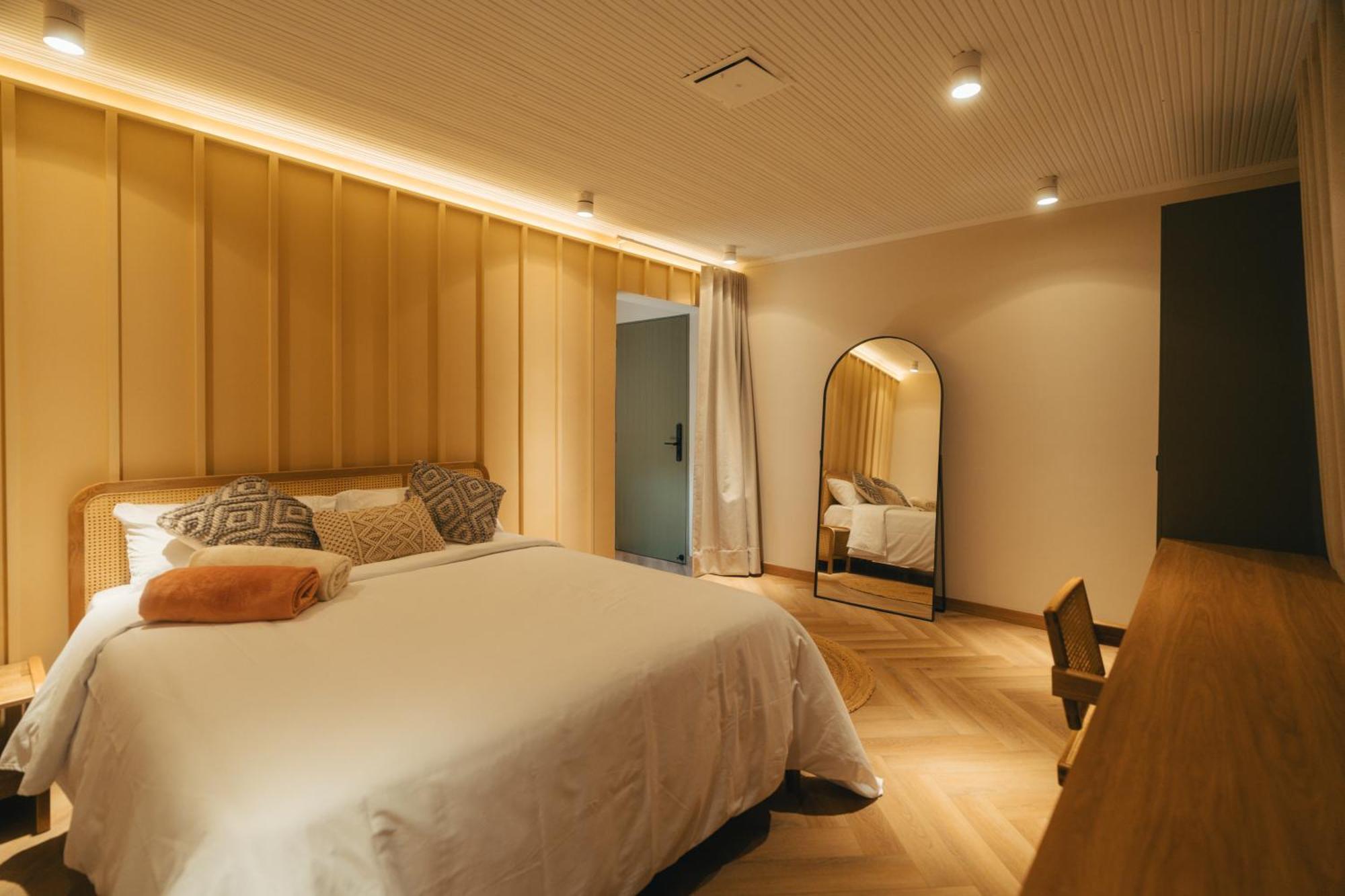 Boutique Roomzz Laureles Hotel
