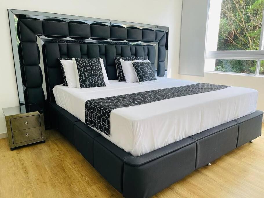 Apartamento Urban Luxurious In The Poblado