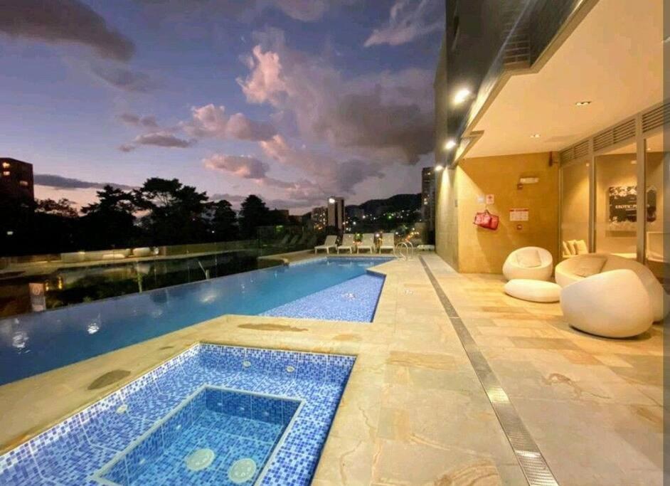 Apartamento Urban Luxurious In The Poblado