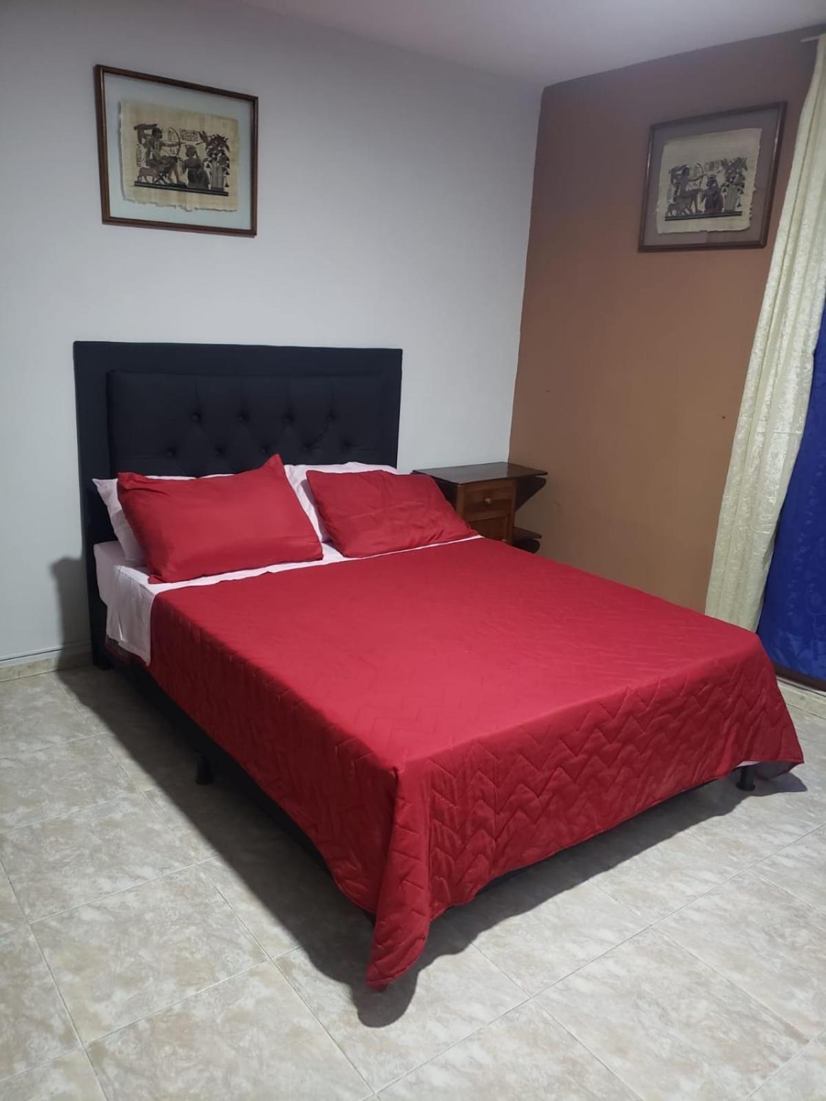 Casahotel La 33 *