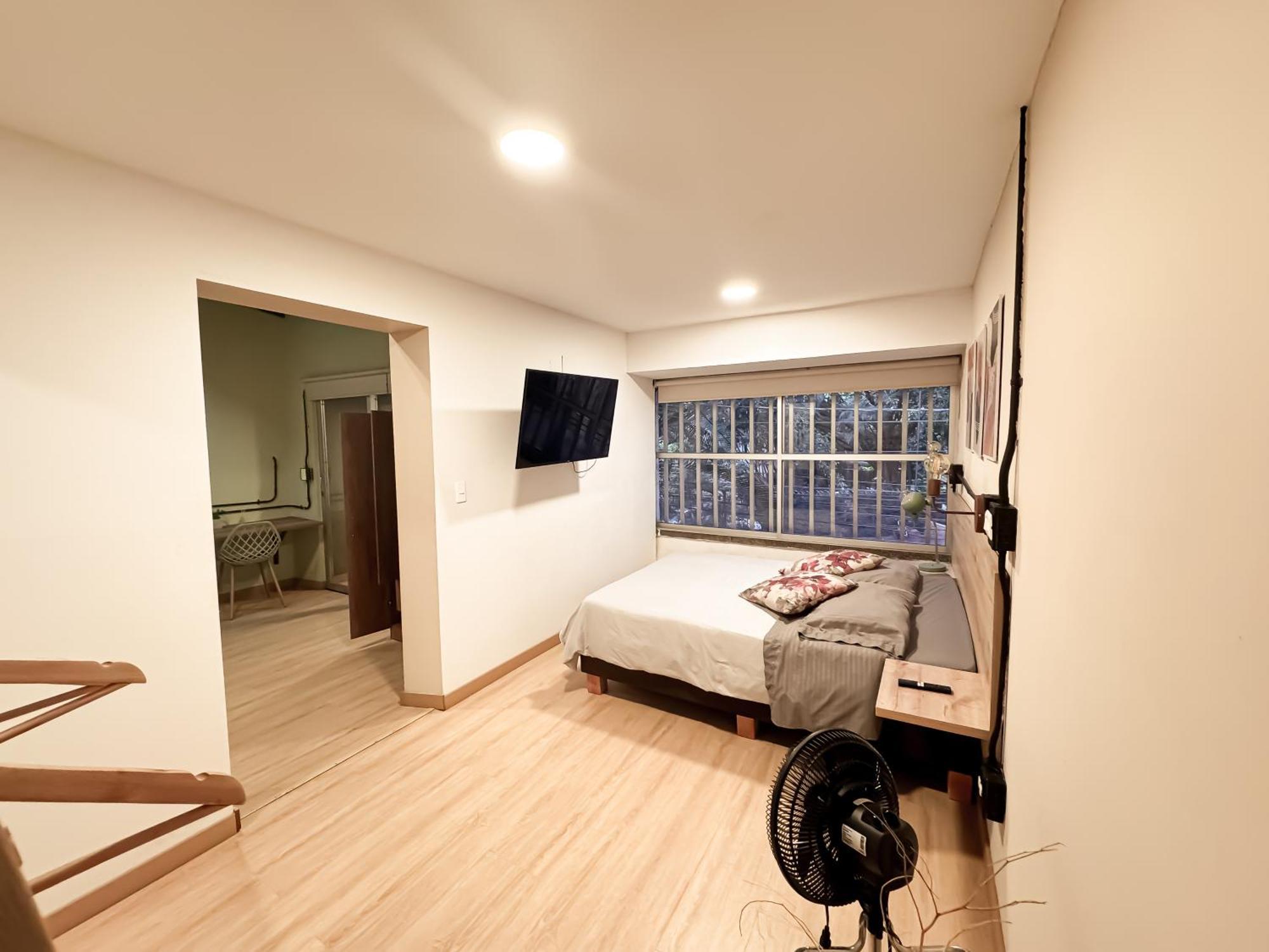 Arrendamiento Nuevo Con Balcon By Roots Nid202 * Medellin