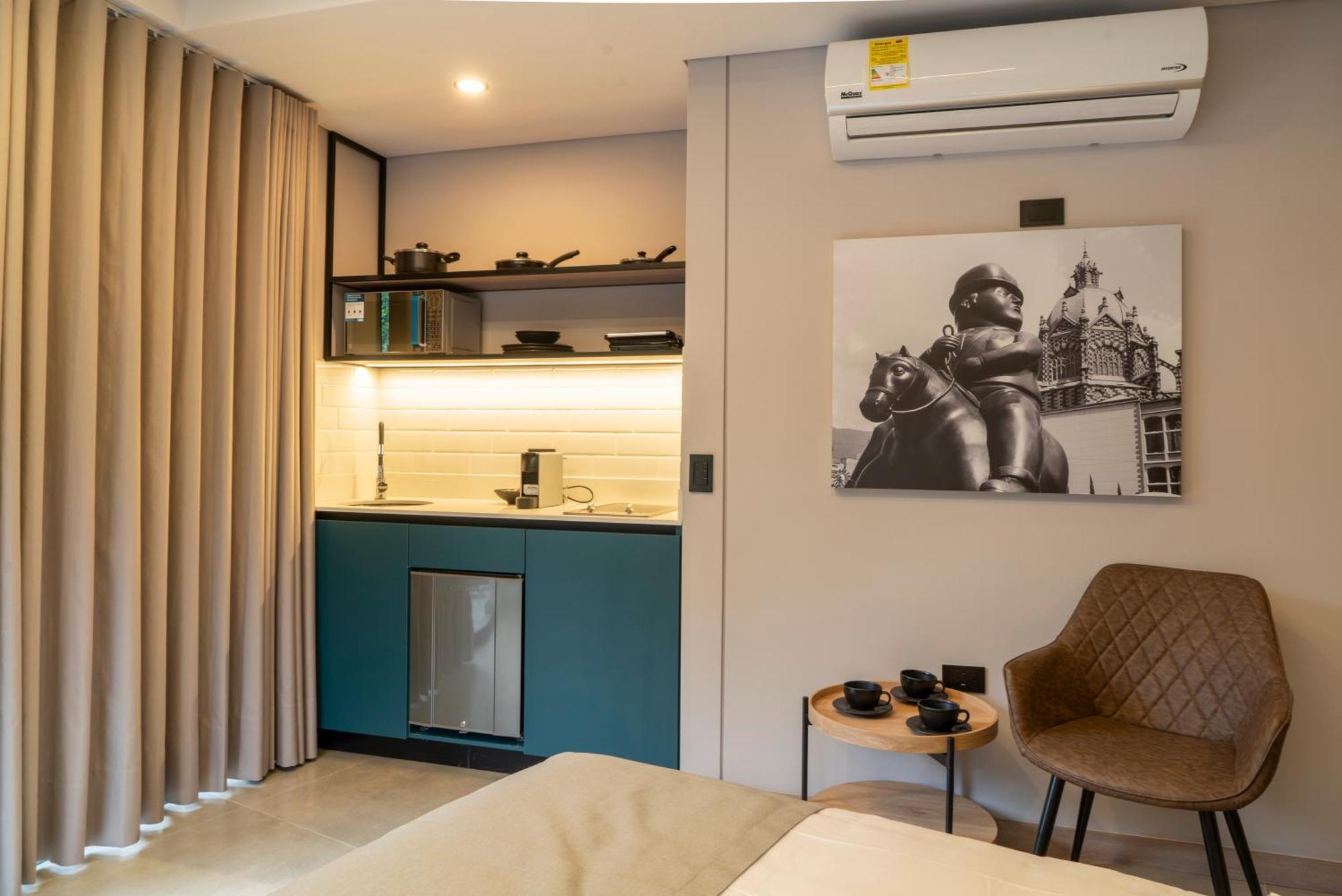 Hotel Living 35