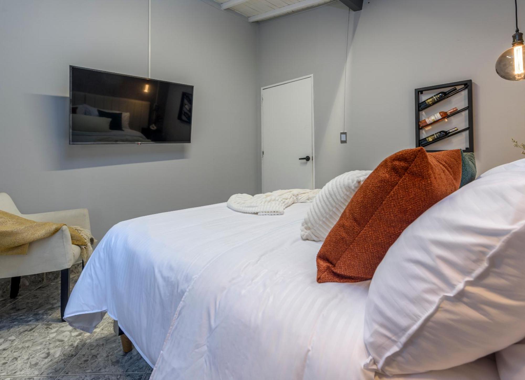 Hotel Hola