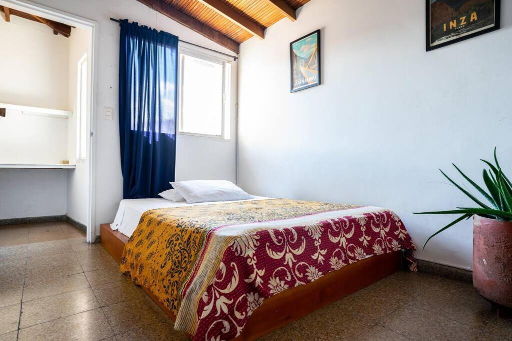 Colonial In Laureles, Unique&special House *