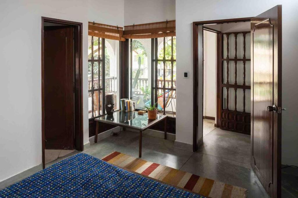 Villa Colonial In Laureles, Unique&special House *