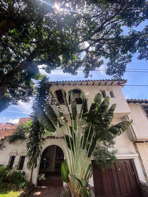 Colonial In Laureles, Unique&special House Medellín