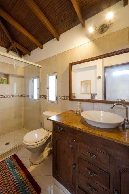 Colonial In Laureles, Unique&special House * Medellín
