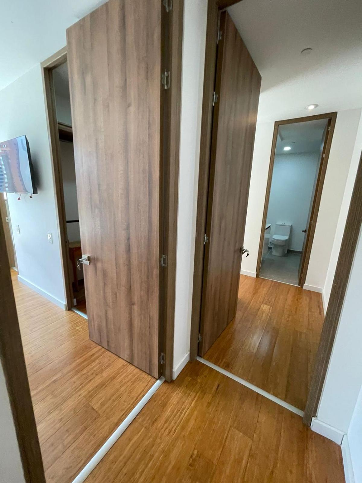 Montreal Apartment *