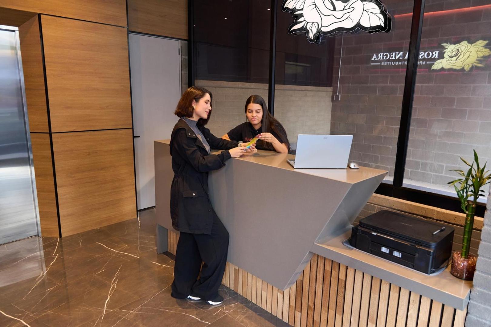 Comfy Aparta-suite Stadio Rosa Negra Apartamento