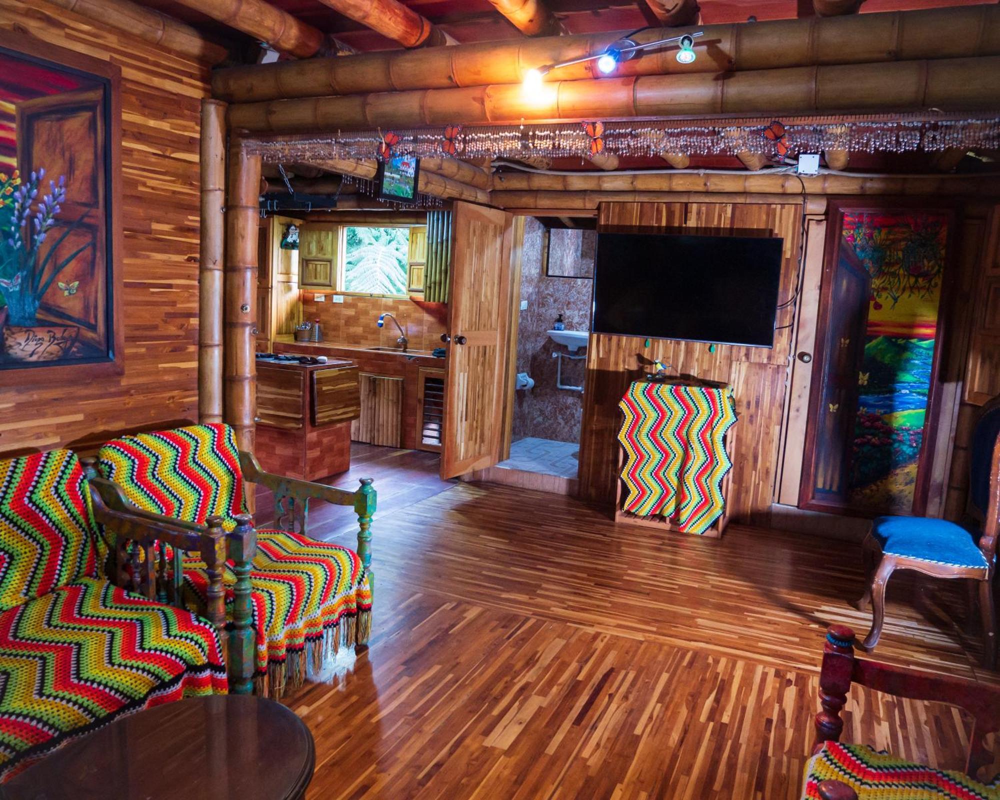 Casa rural En Campestre Compartido Tipo En Santa Elena Cerca A Y Aeropuerto Jmc - Aru Medellín