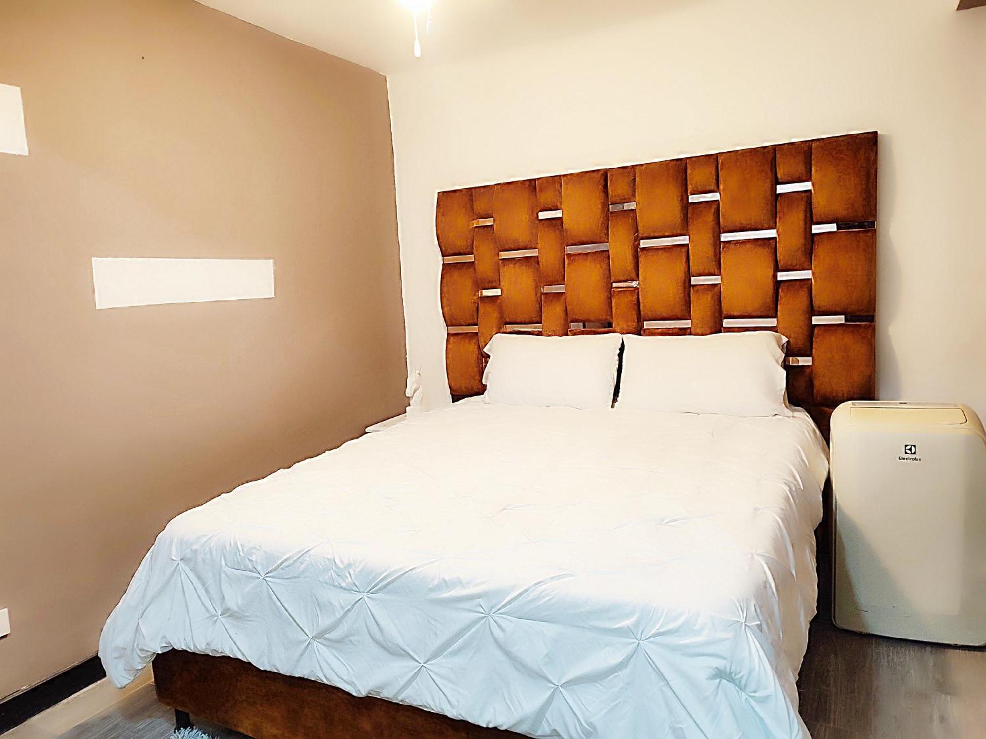 Apartamento 11 Bedroom-2 Floors Jacuzzi & Rooftop Pool At Poblado