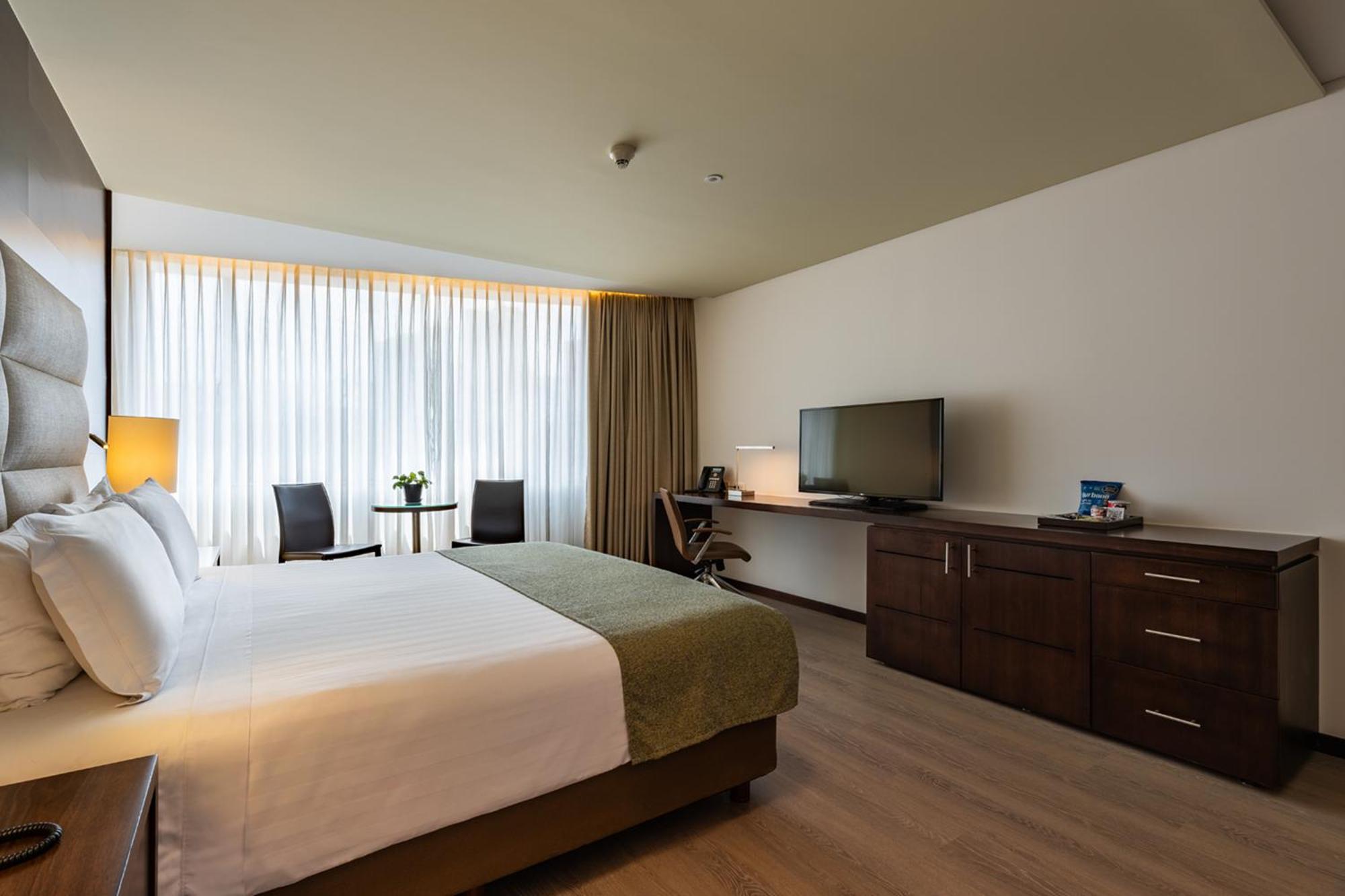Estelar Milla De Oro Hotel 5*
