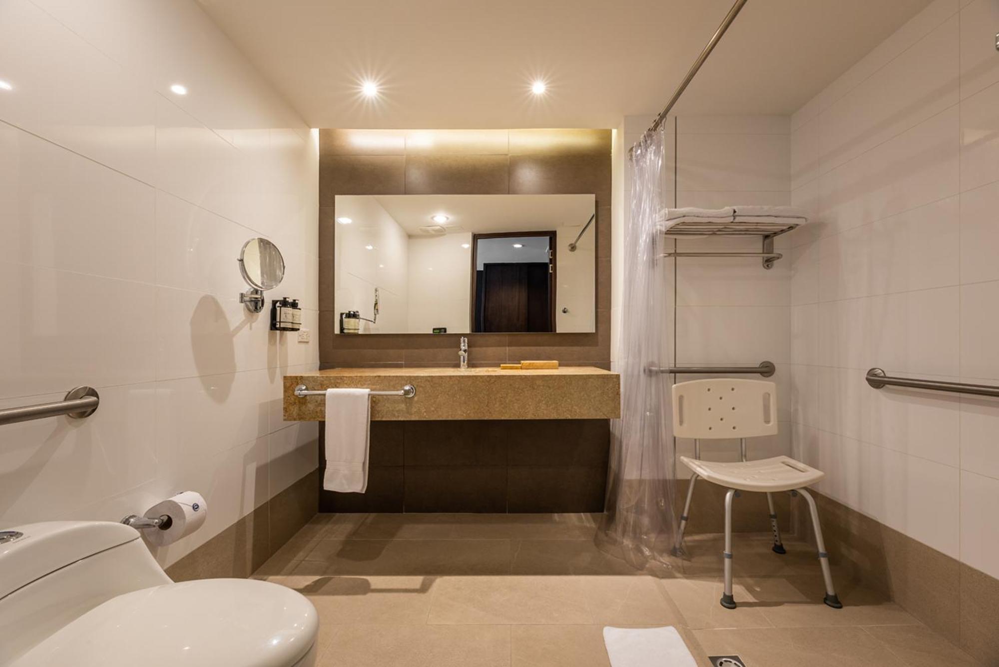 Estelar Milla De Oro Hotel 5*