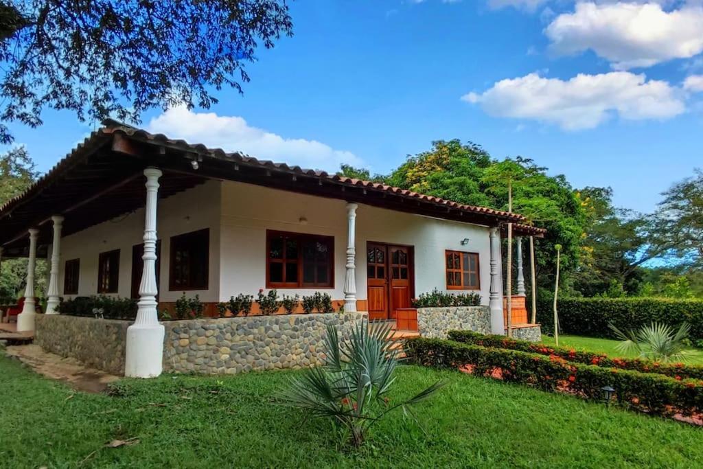 Es Vedra * Medellín